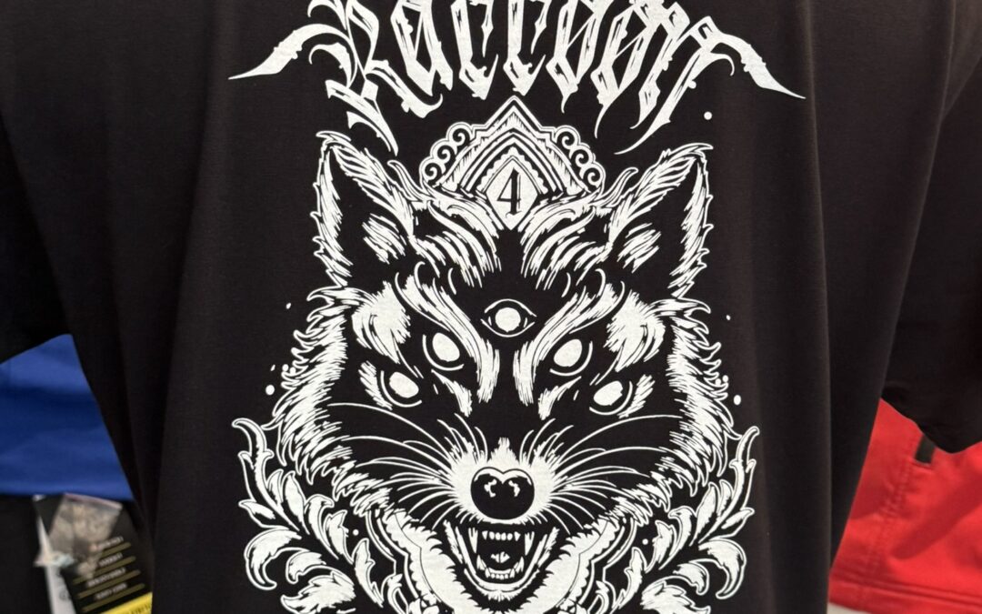 tee shirt